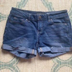 Aeropostale Jean shorts size 00